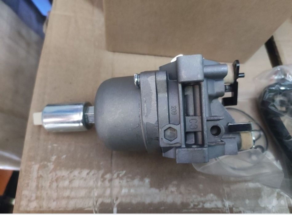 Carburador novo 30 euros