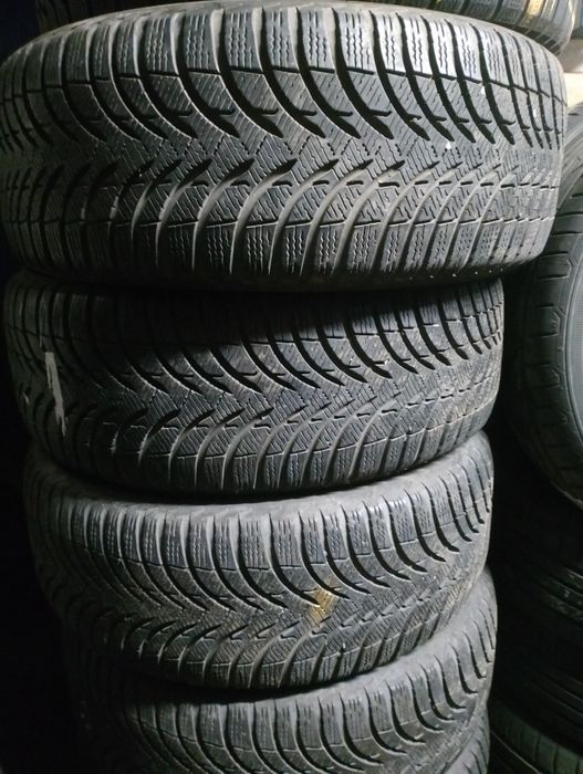 Продам зимние шины 215/65 r17