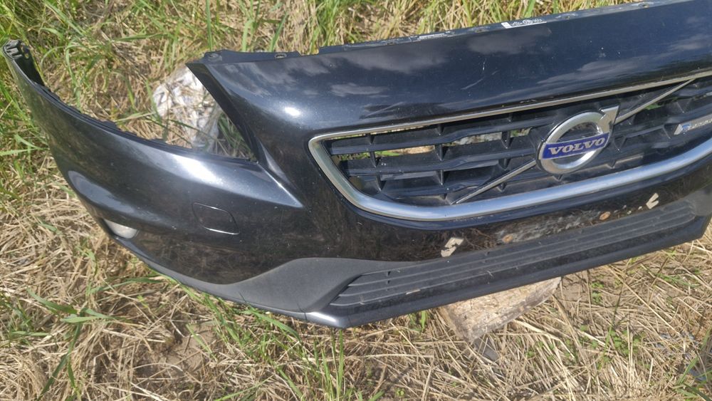 Zderzak przedni r desing volvo v40 II 717 46