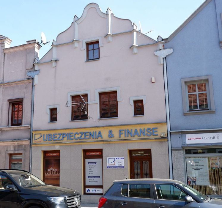 Sprzedam Kamienicę w Rawiczu przy ul. 3 Maja 34. Stan bardzo dobry.