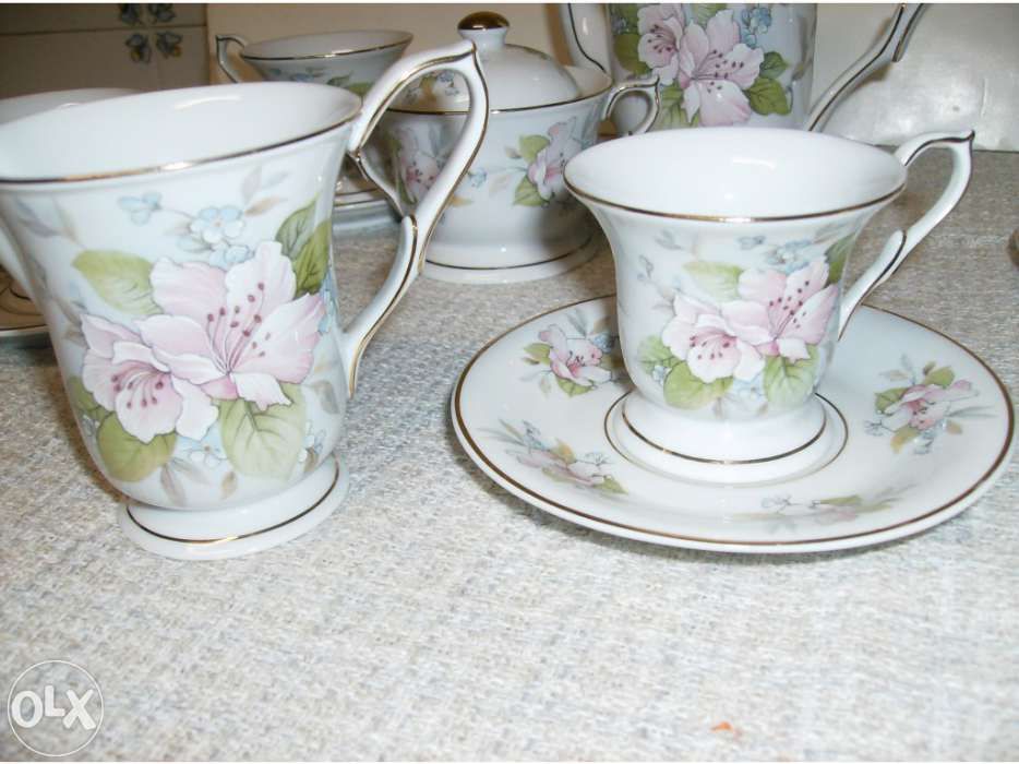 Coffee service. New.425472955778355204