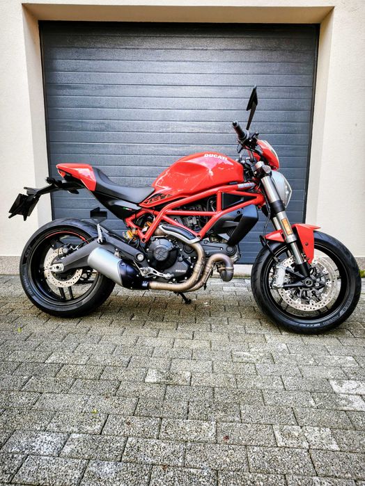 Ducati Monster 797