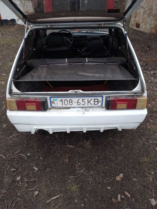 пластик салону спойлер таврія