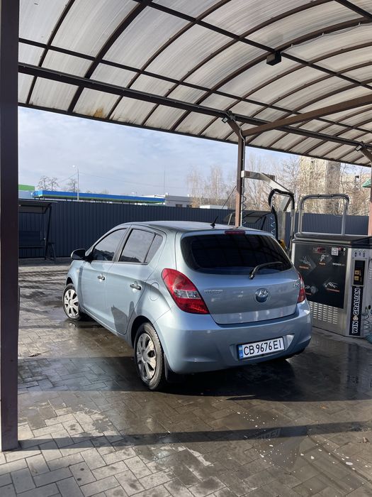 Хюндай І20 хорошее состояние