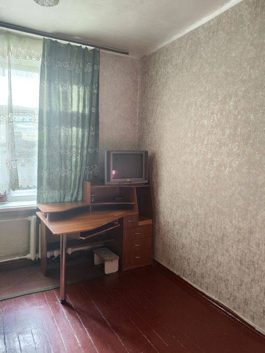 Продам гостинку в районе ХТЗ