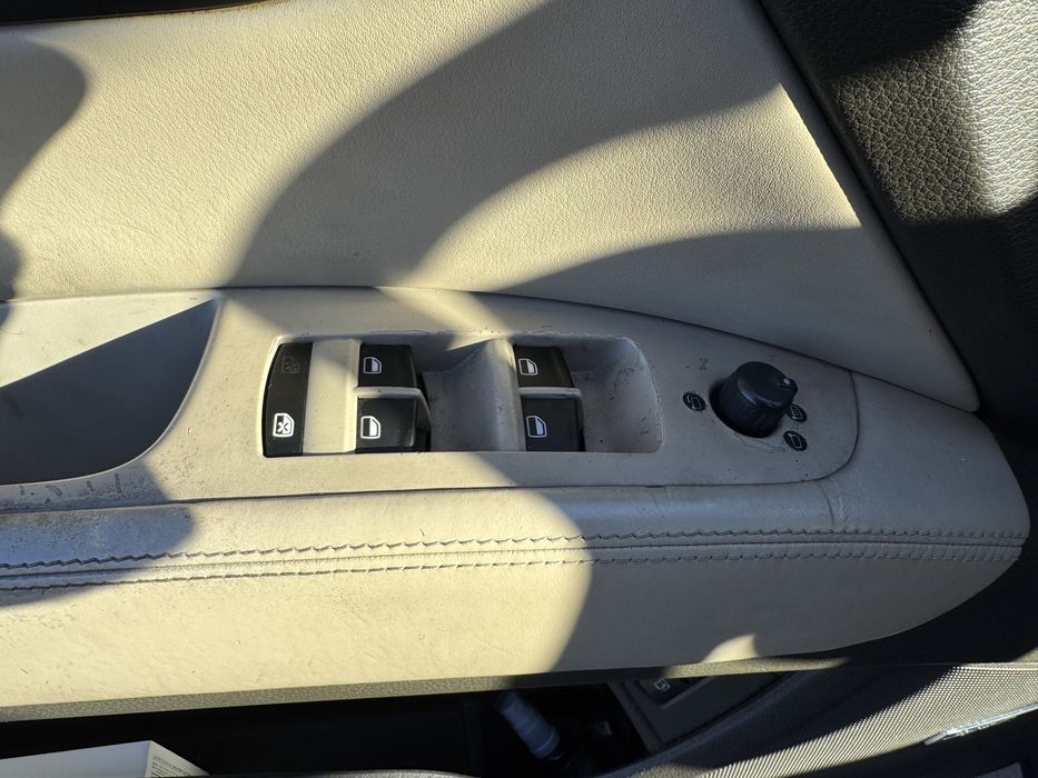 Продам Ауди Q74L 3.0 тді