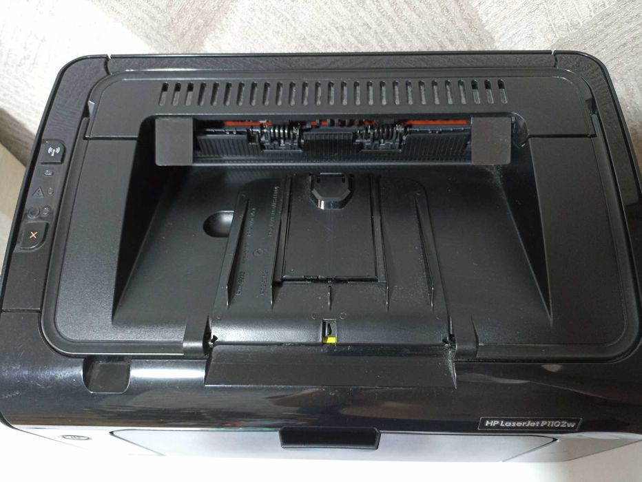 Лазерний принтер HP P1102W з wi-fi