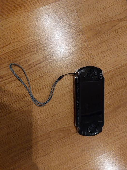 Przenośna konsola psp 3004