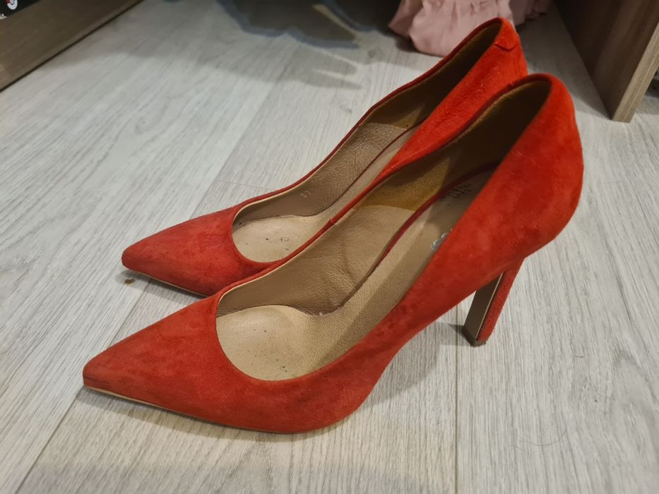 Buty Gino Rossi czerwone