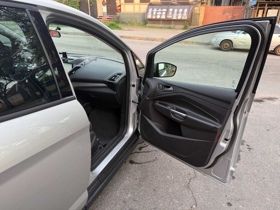 Ford C-MAX 2014 VIN 1FADP5AU7EL521546 фото оголошення 10 з 18