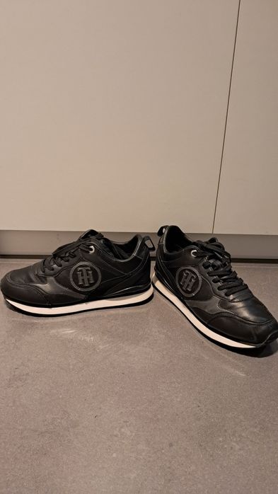 Buty sneakersy Tommy Hilfiger rozmiar 40