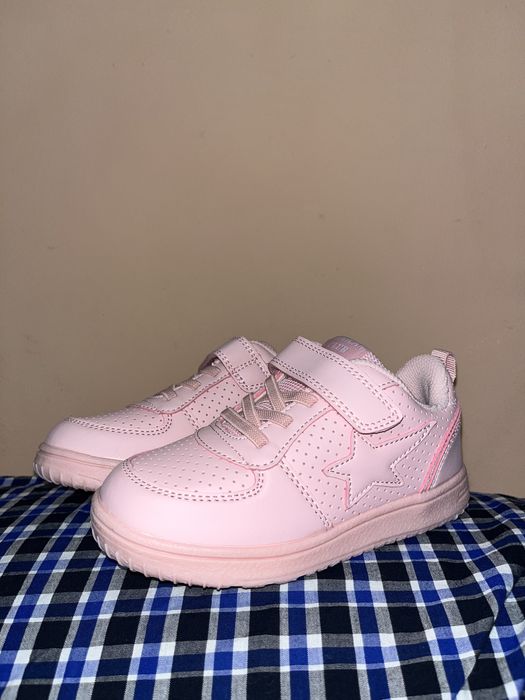 Дитячі кросівки 27 розмір (17,5 см) нові