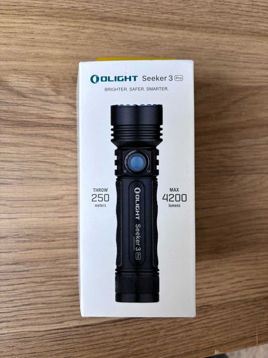 Latarka Olight Seeker Pro