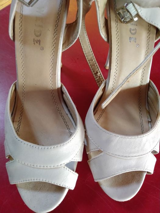 Sandałki damskie 37