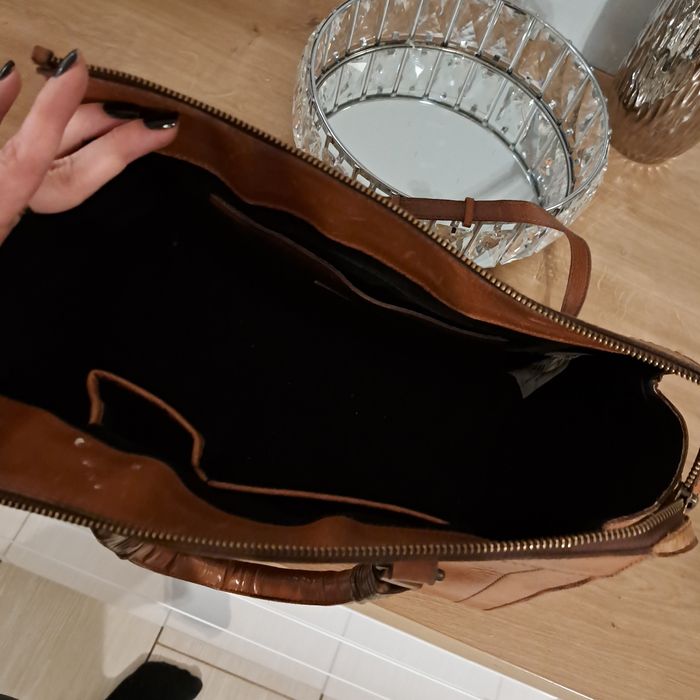 Skórzana torebka Zara