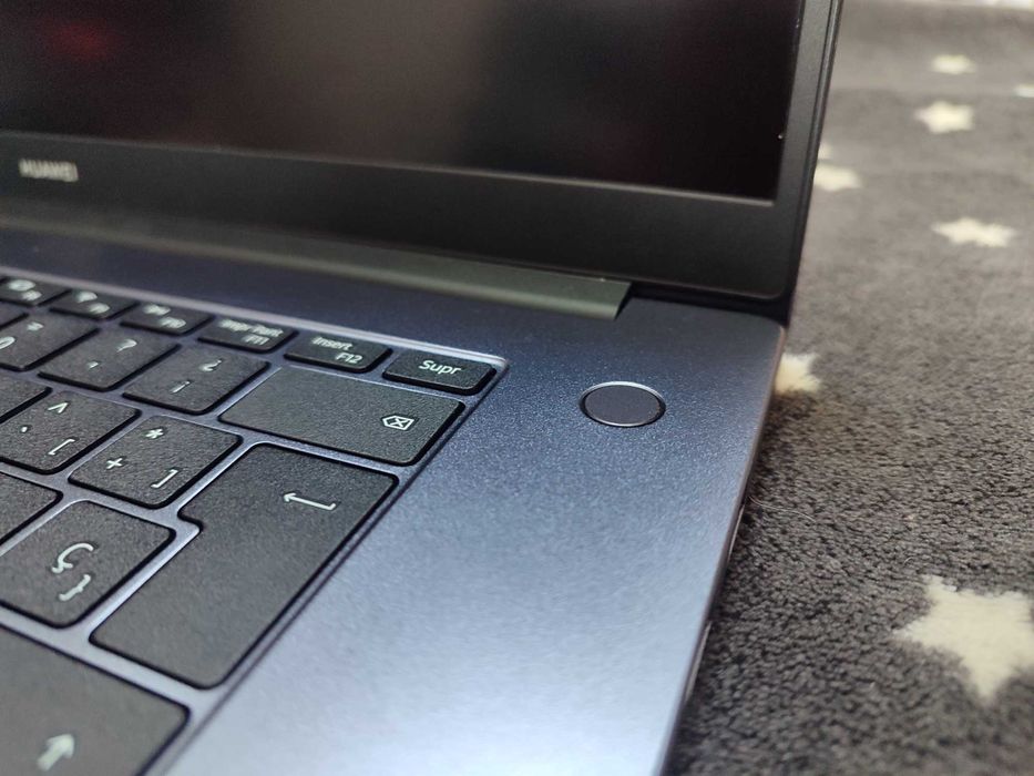 Portátil – i5, 16GB RAM, 512GB SSD – Tema Steampunk