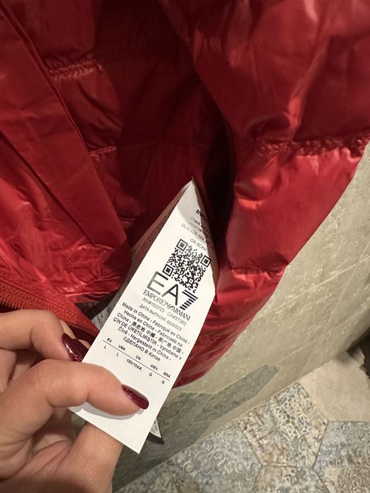 Безрукавка жіноча Armani EA7