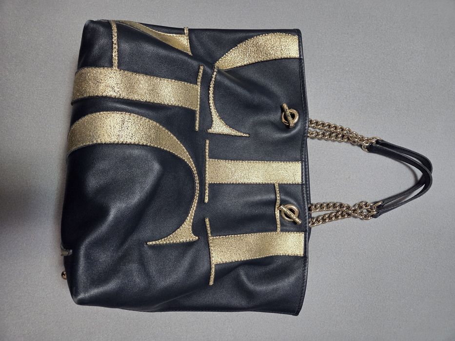 Mala Carolina Herrera