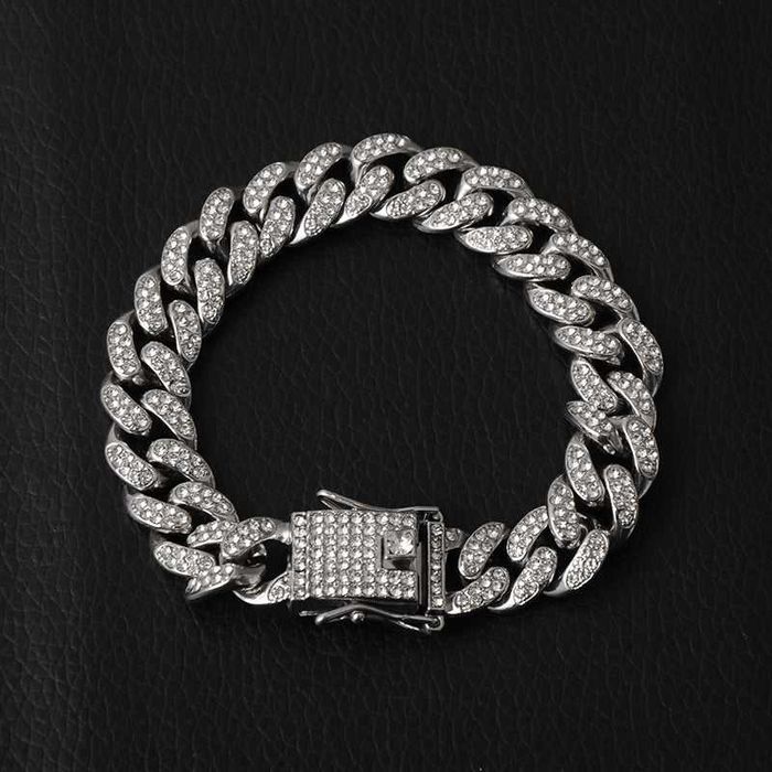 Colar e pulseira cuban cravejado iced out trap ice