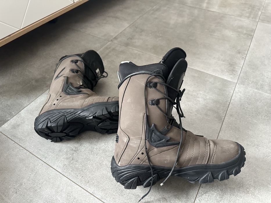 Buty snowboardowe rozmiar 42 wkladka 27,5