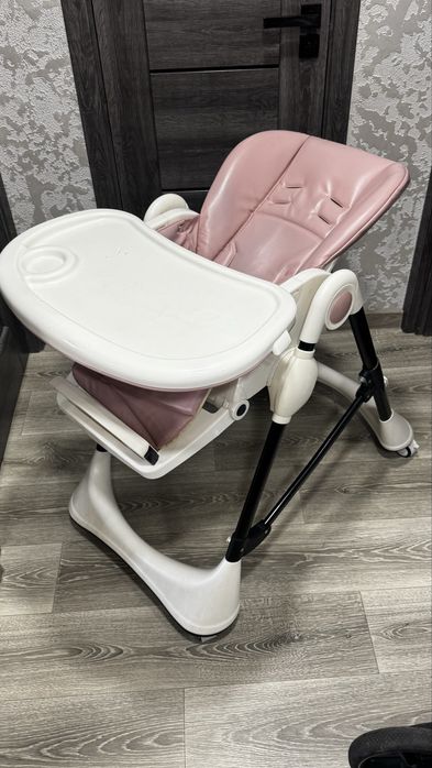 Стільчик для годуваня CARRELLO STELLA