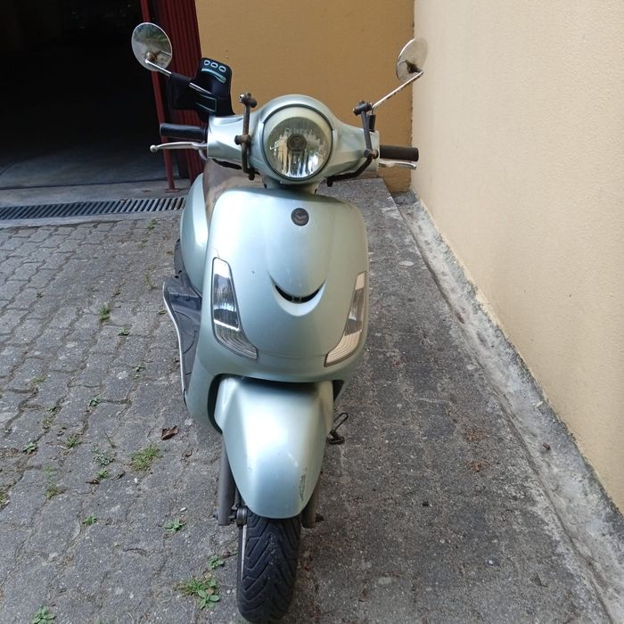 Moto Sym FIDELLE ll 125 em boas condições