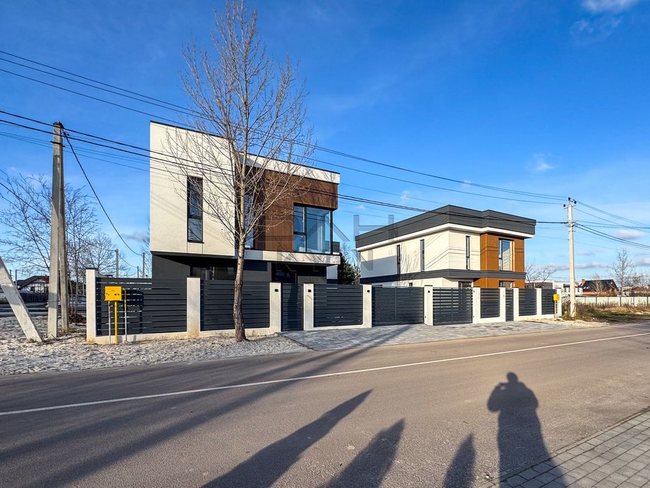 Окремий фасадний будинок 150 м², біля Ліцею №1, газ, асфальт