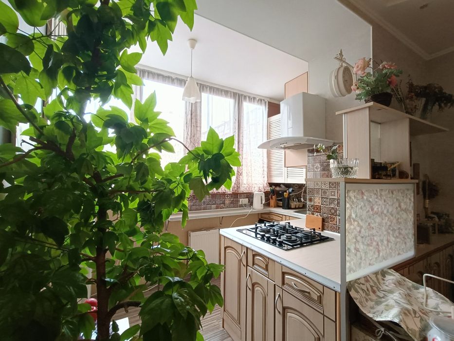 Продам 1 комнатную ЖК Академгородок на ул. Говорова отопление АГВ.