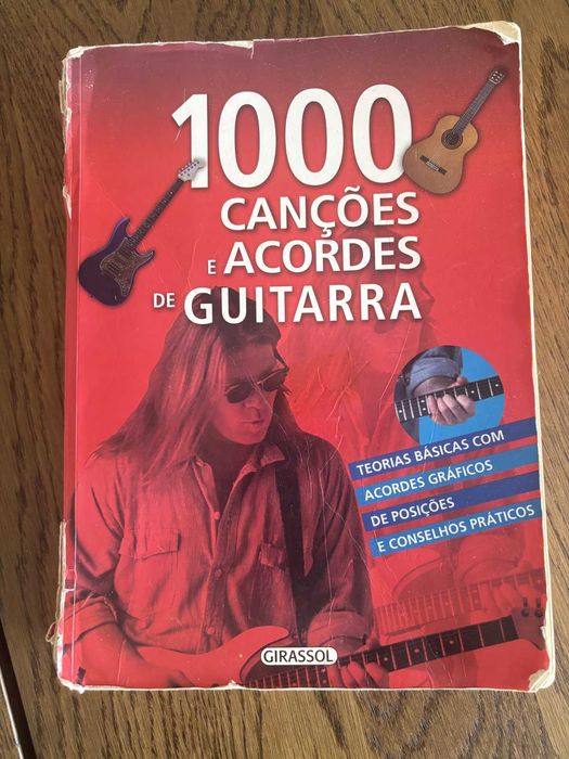 Livro 1000 Canções e Acordes de Guitarra
