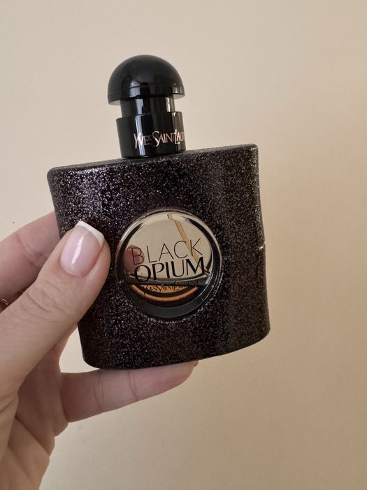 Yves Saint Laurent Black Opium