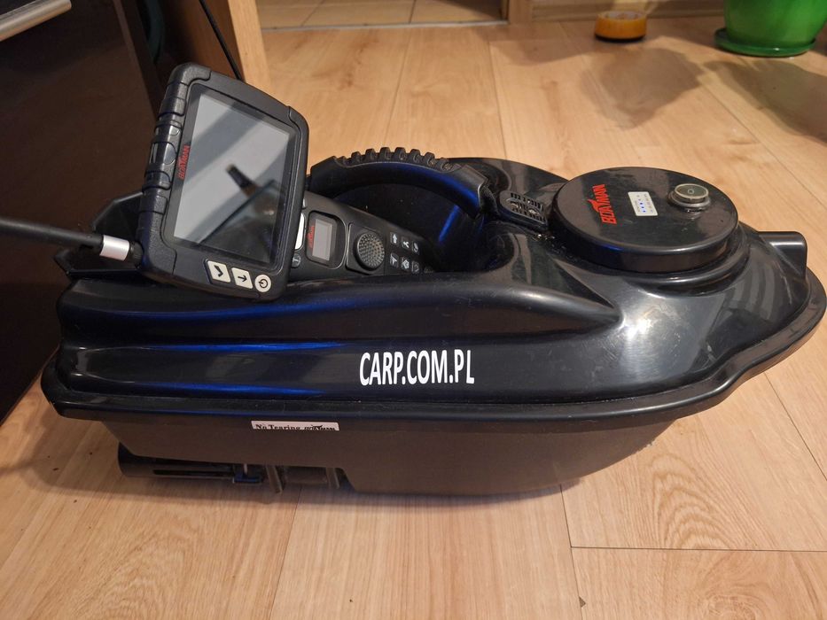 Łódka zanętowa Boatman Actor Pro z GPS i Echo
