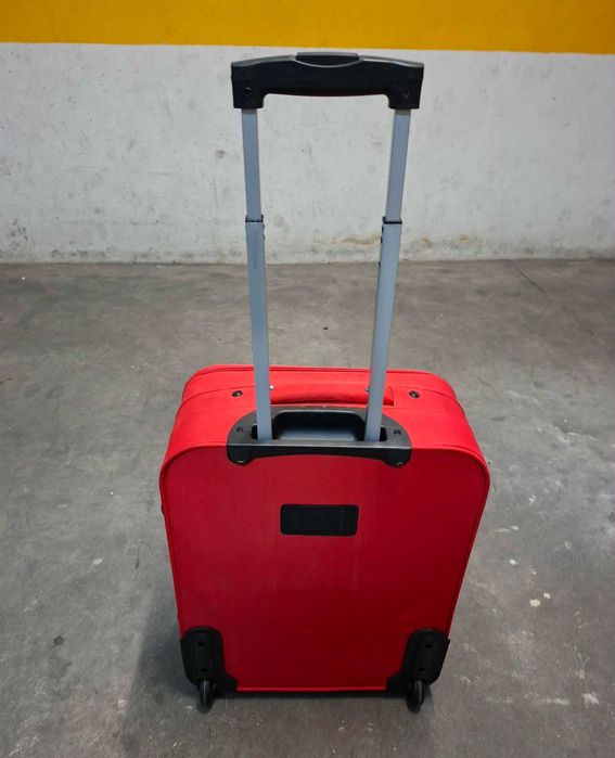 Trolley Travel Vermelha