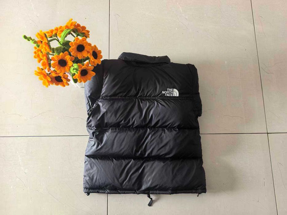 Kurtka puchowa czarna marki The N Face / M