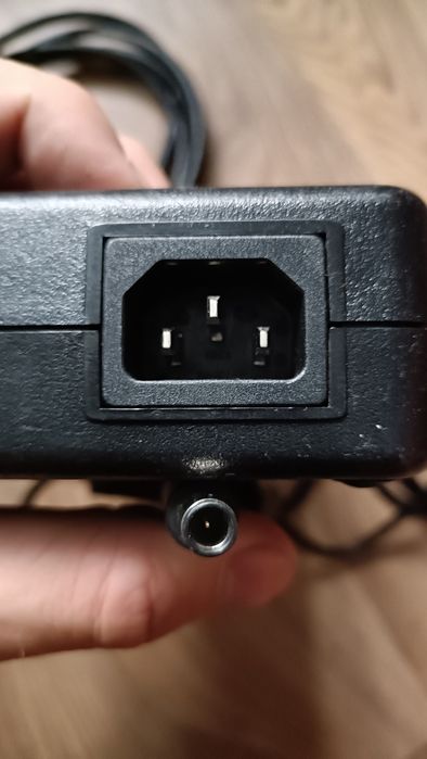 блок живлення для ноутбука Dell/Hp