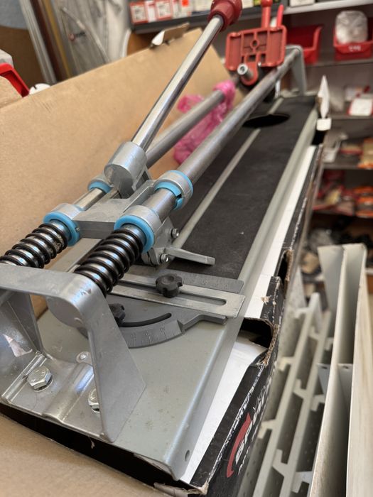 Ручний плиткоріз моделі «БРИГАДИР»