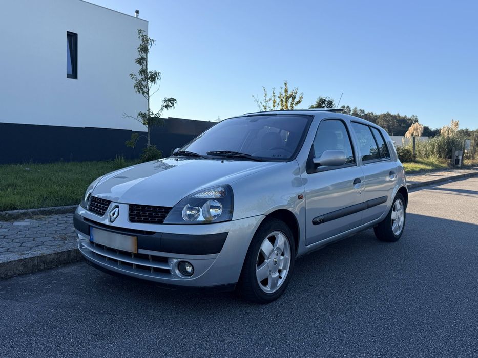 Renault Clio 1.2  Previlege - Automático / 100.000km