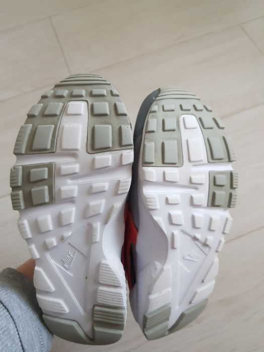 Кросовки Nike Air Huarache 35 розмір 23см