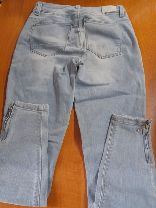 NOWE    spodnie  Jeansy  ONLY  Skinny  Fit   rozm.  27/30.