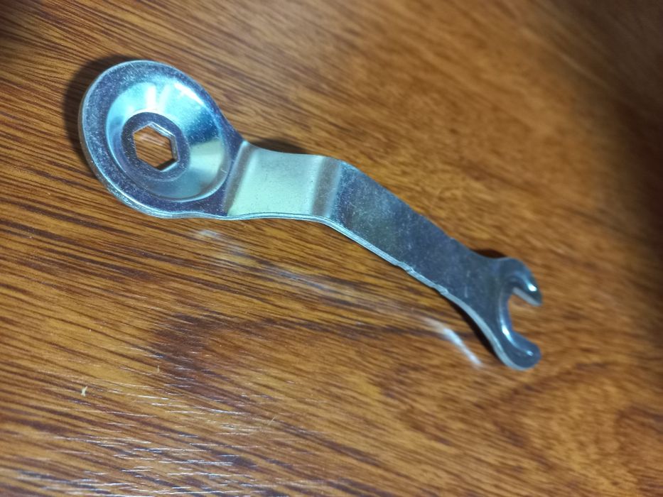 Ключ для пральної машини