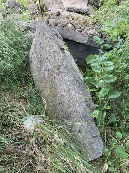 Бетонні вироби блоки, плити