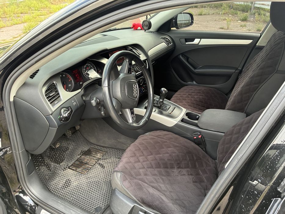Audi a4b8 2011 рік 1.8 турбо quattro
