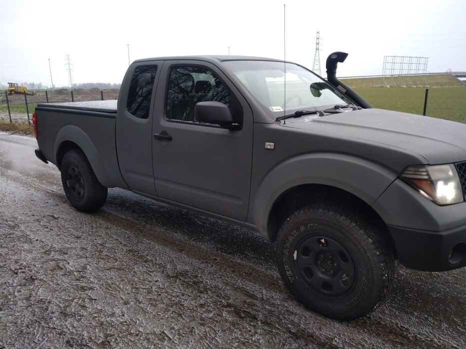 Nissan Frontier Navara 4.0 V6 King Cab  4x4 / Zamiana