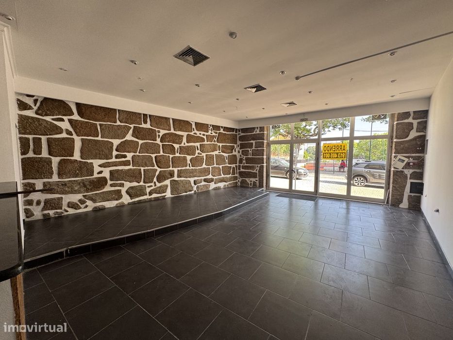 Espaço comercial em Mangualde