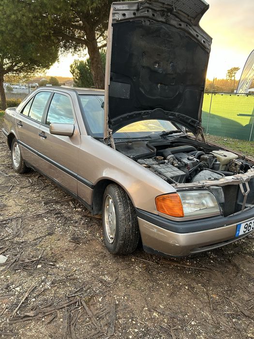 Mercedes w202 c220