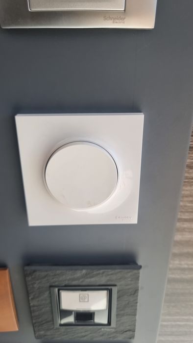 Sou eletricista em Lisboa Almada e em toda a zona de Setúbal.