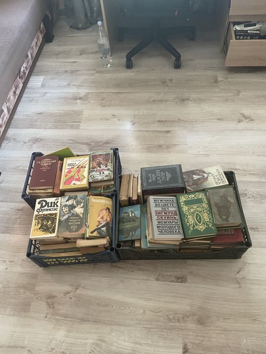 Продам старі книги рокві з1980 по 2000 оптом