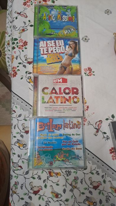 Vários CDs 2 euros cada