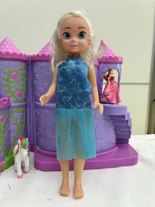 Elsa Frozen com acessorios