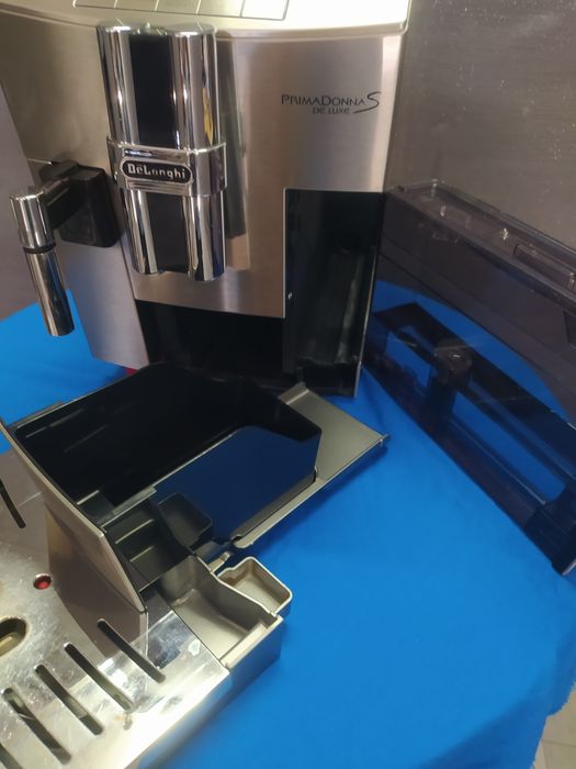 Кавоварка Delonghi primadonna S deluxe
