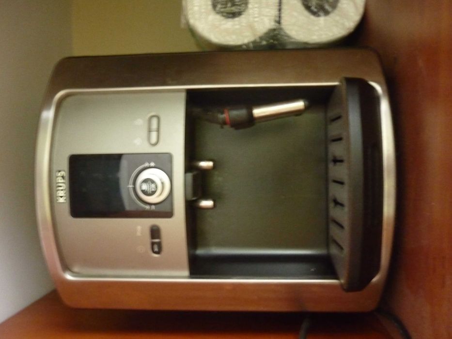 Sprzedam expres do kawy firmy KRUPS